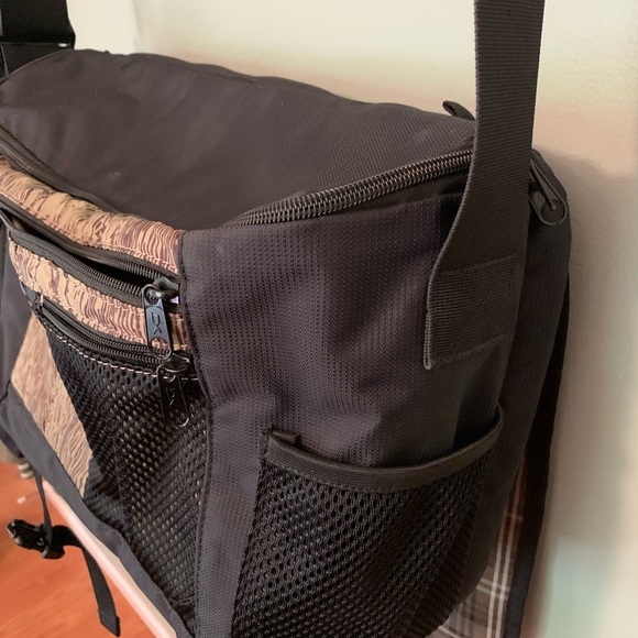 Dakine Commuter Laptop bag - Picture 3 of 4